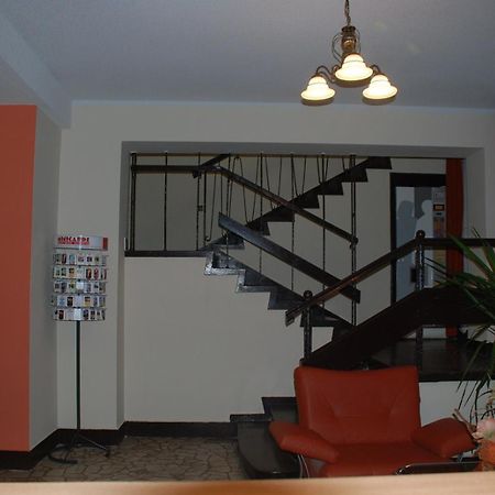 Pokoje Goscinne Korona Krakau Exterior foto