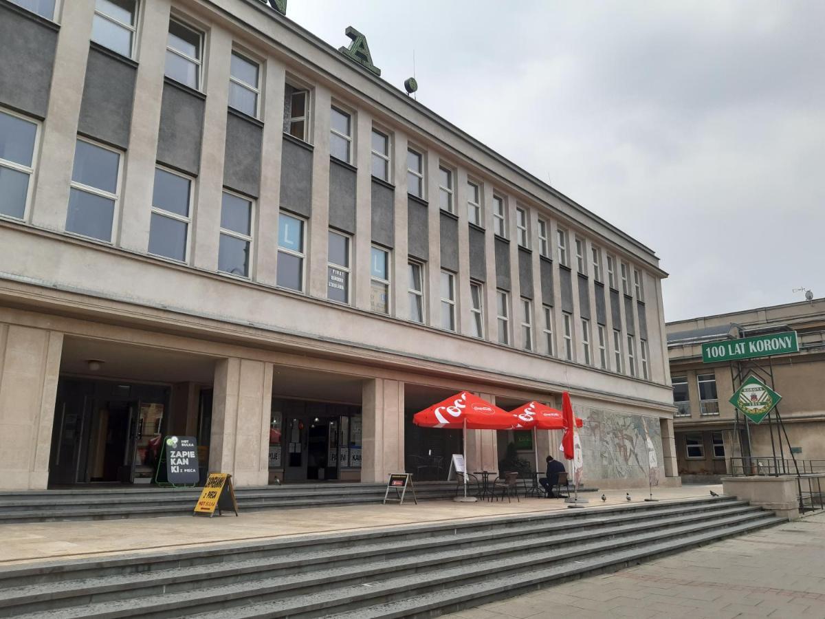 Pokoje Goscinne Korona Krakau Exterior foto