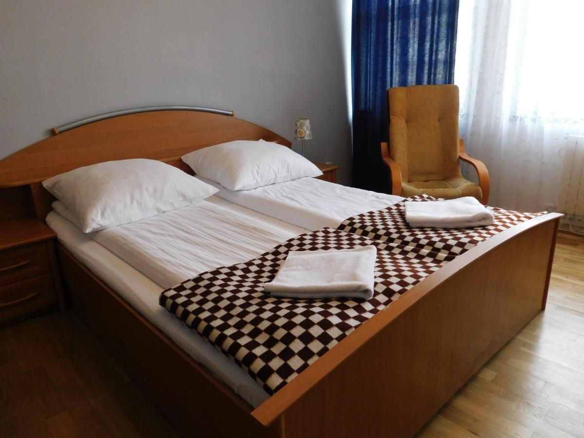 Pokoje Goscinne Korona Krakau Exterior foto
