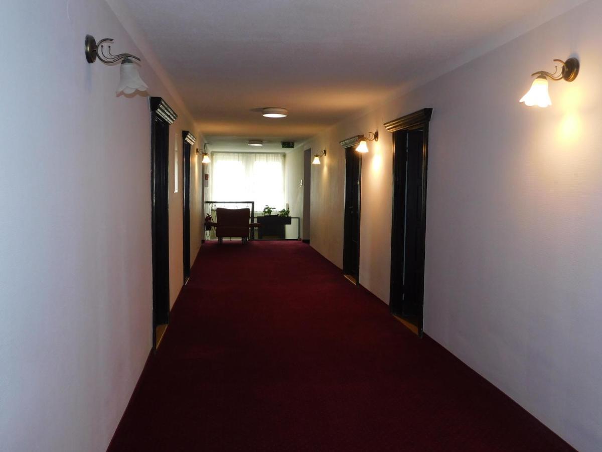 Pokoje Goscinne Korona Krakau Exterior foto